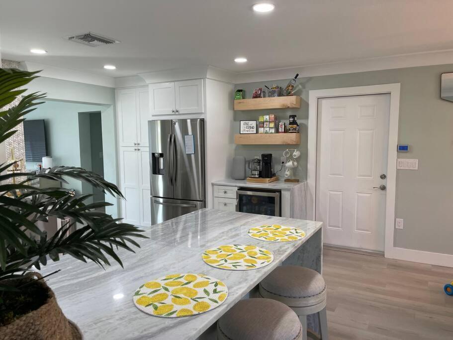 New Dog Paradise - Near The Beach Img & Downtown Bradenton Exterior photo